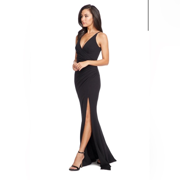 Dress the Population Dresses & Skirts - NEW Dress the Population Jordan Faux Wrap Ruched Side Front Slit Gown in Black